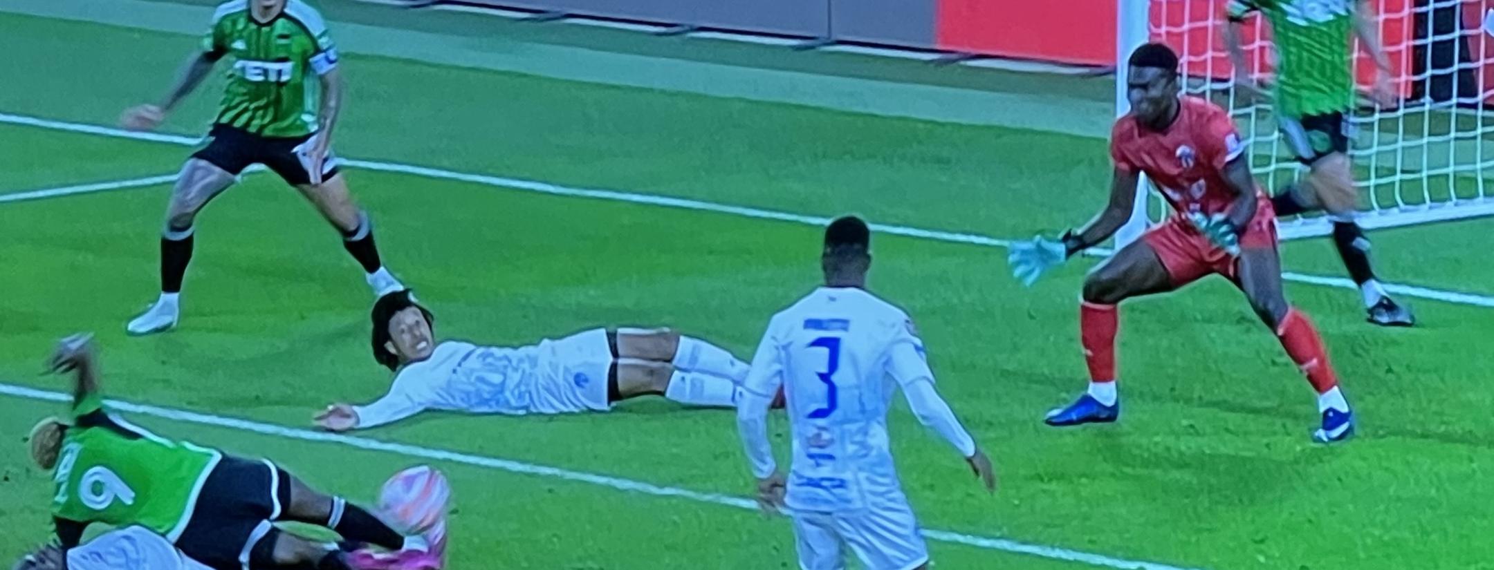 Violette upsets Austin