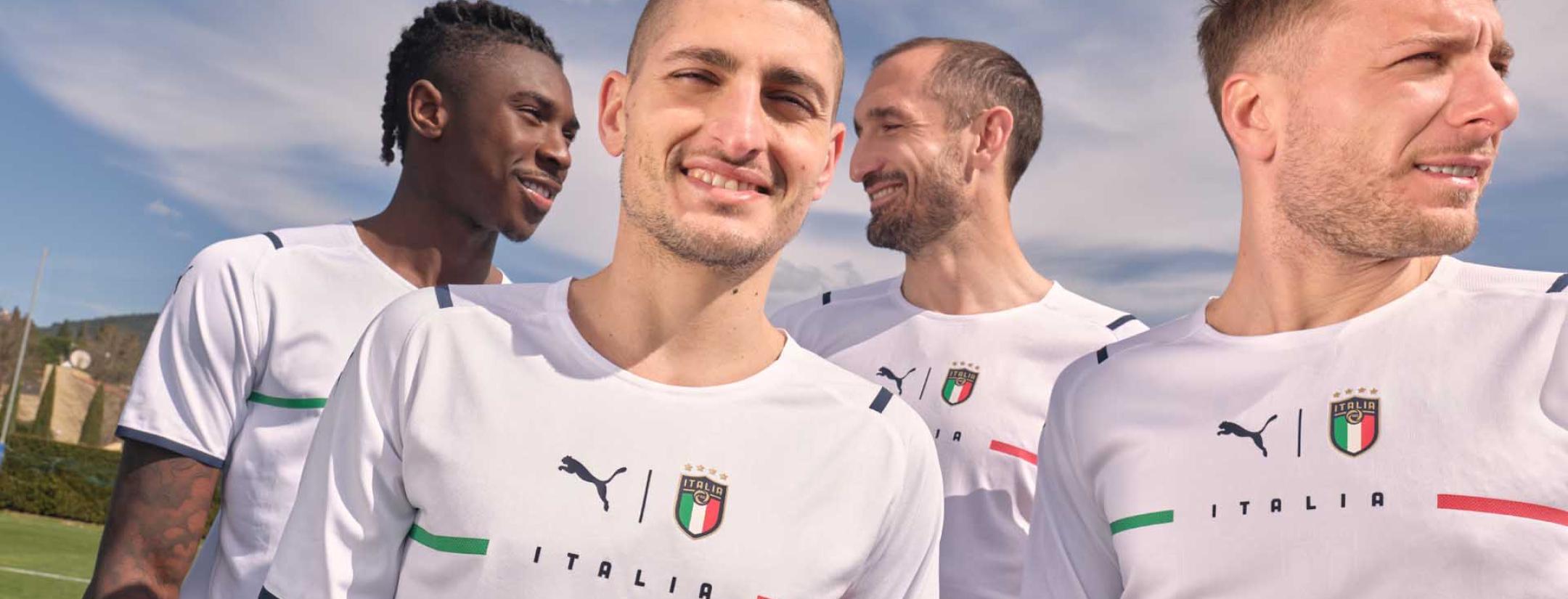 Italy away kit 2021