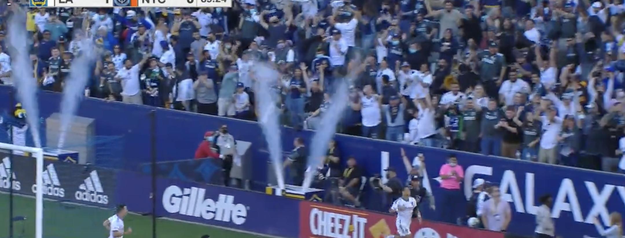 Chicharito 90th minute winner