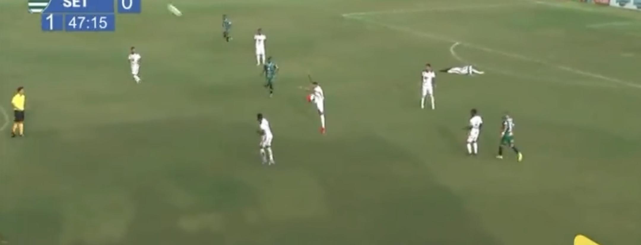 Lucao volley goal for Salgueiro