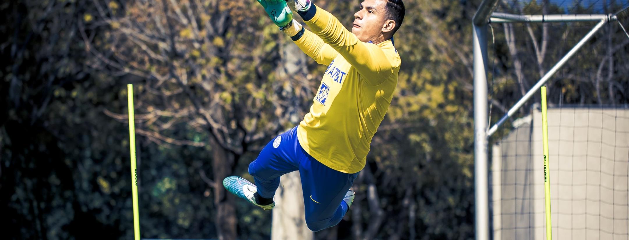 Luis Ángel Malagón titular