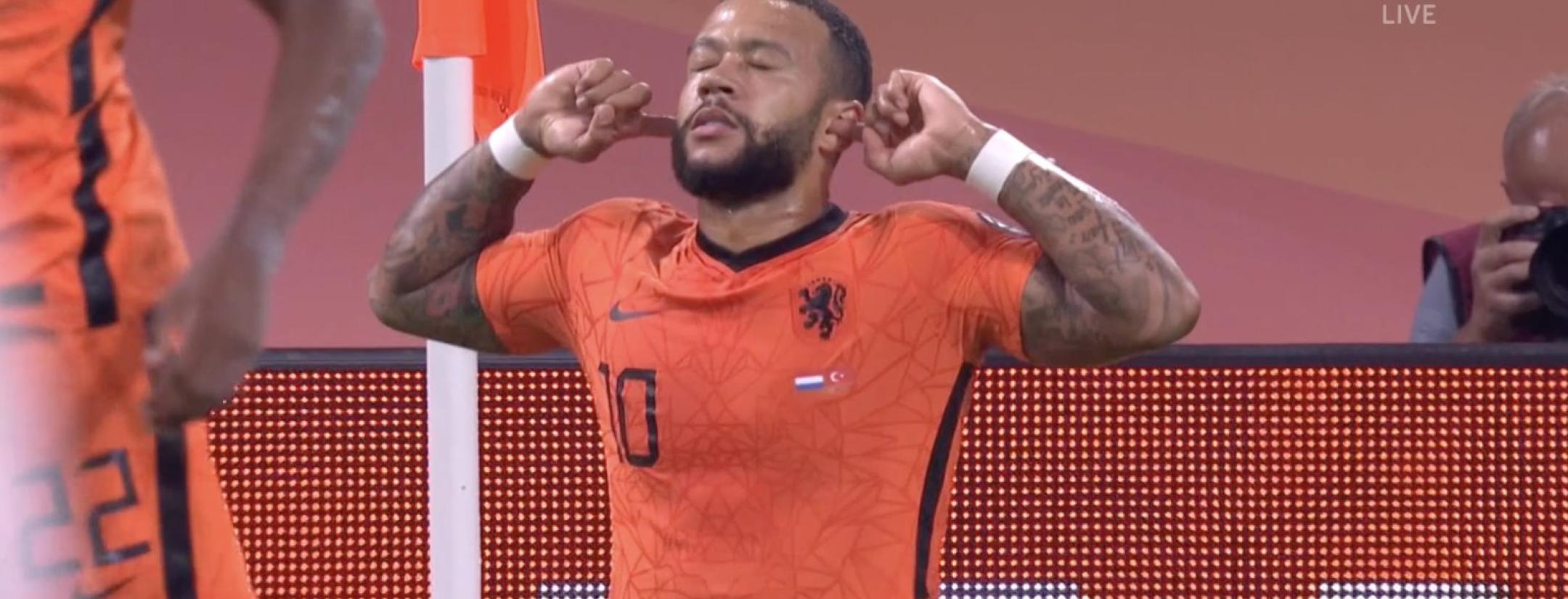 Memphis Depay goal vs Turkey