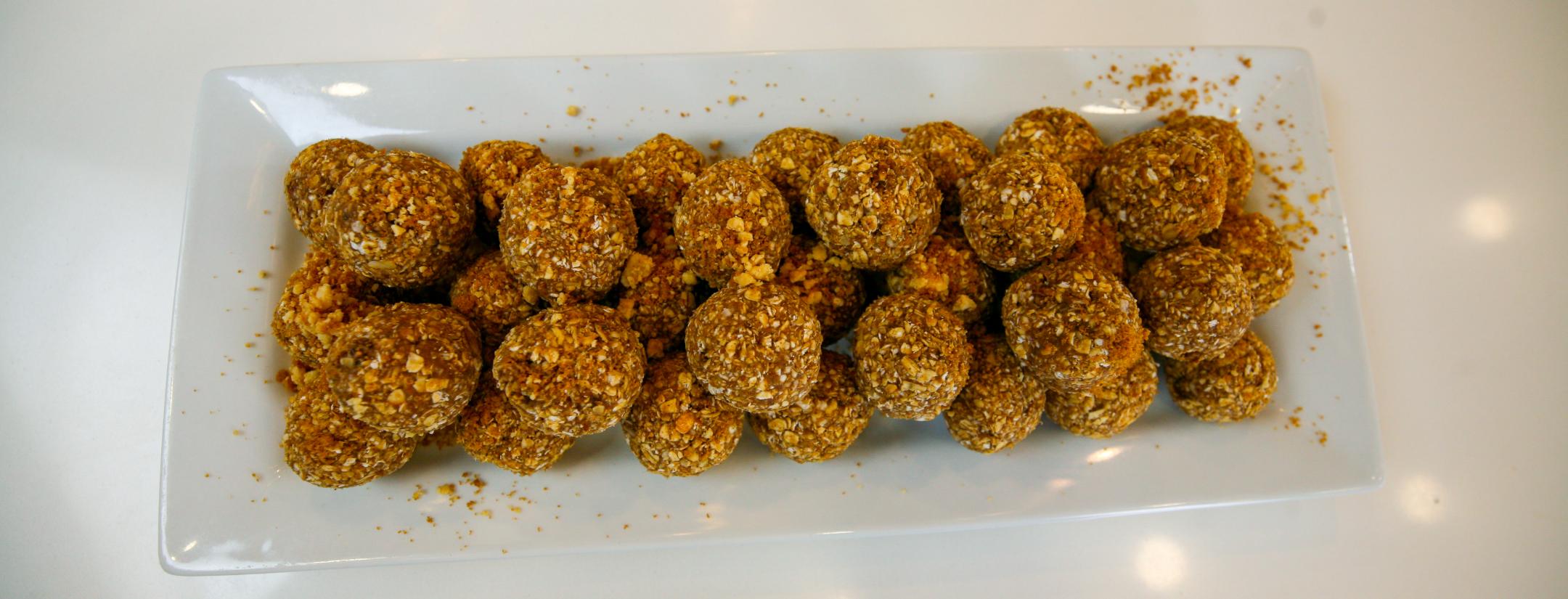 Peanut Butter Banana Protein Balls 
