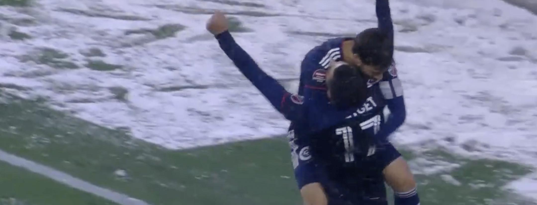 New England vs Pumas