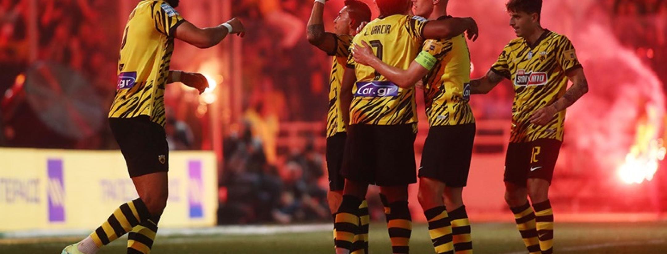 Orbelín Pineda campeón