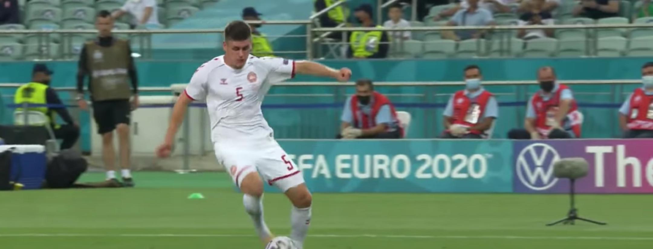 Trivela de Joakim Maehle