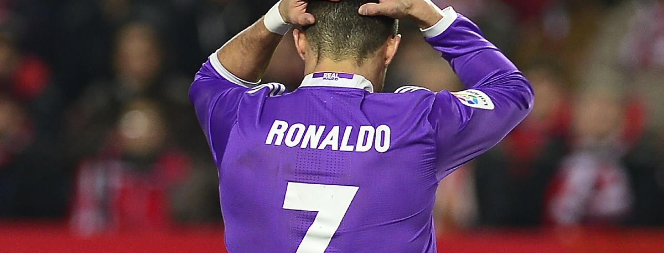 Real Madrid lose to Sevilla, 2-1