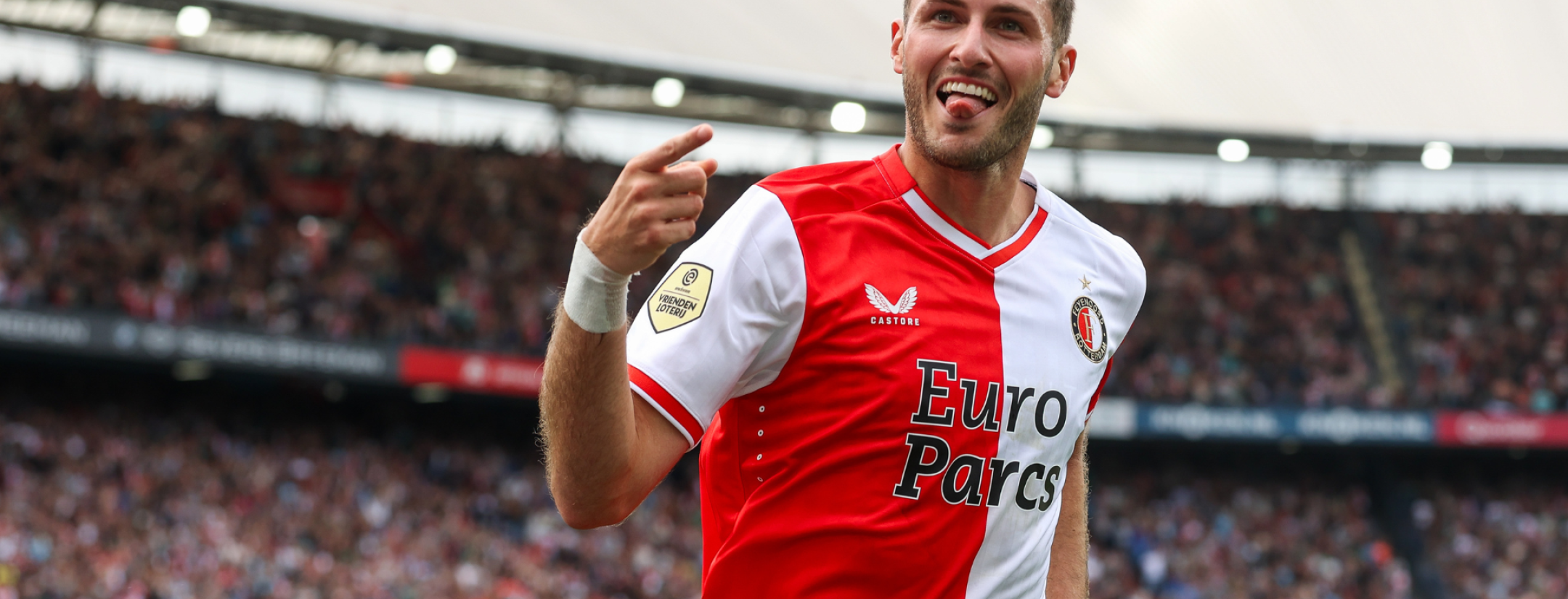 Gol de Santi Giménez