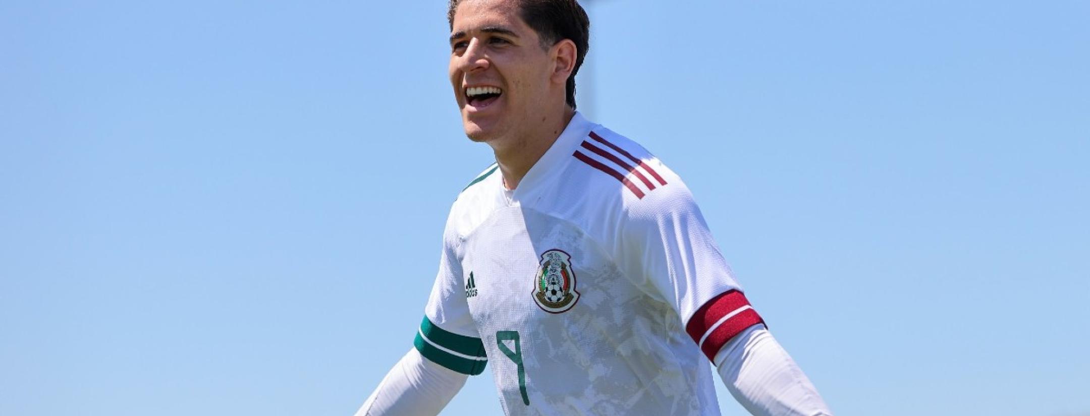 Gol de Santi Muñoz vs Colombia