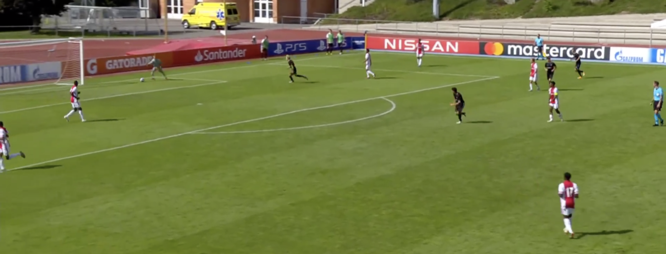 Daan Reiziger own goal