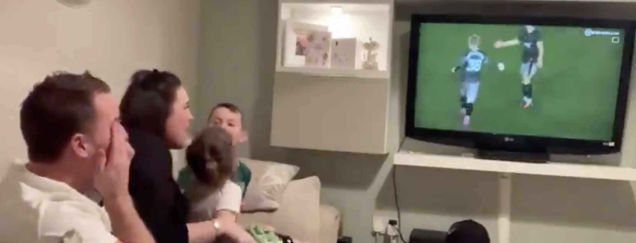 Declan Thompson debut