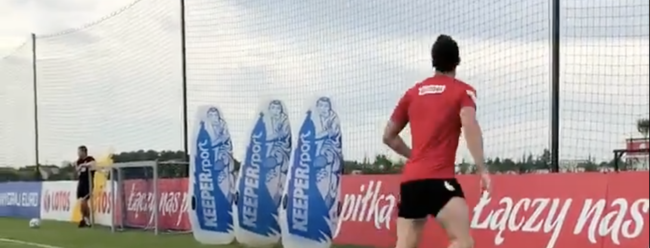 Lewandowski Trick Shot