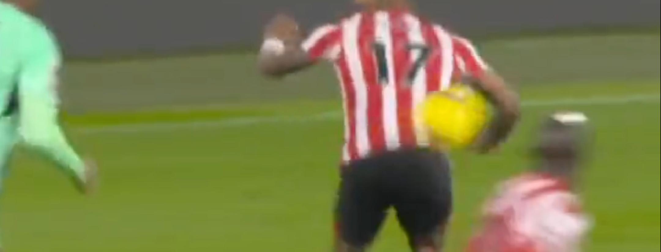 Ivan Toney butt pass