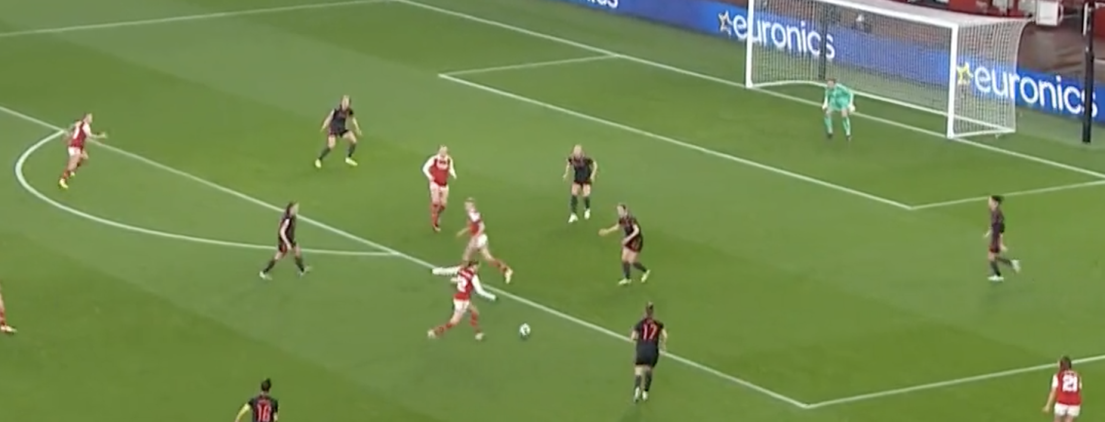 Frida Maanum goal vs Bayern