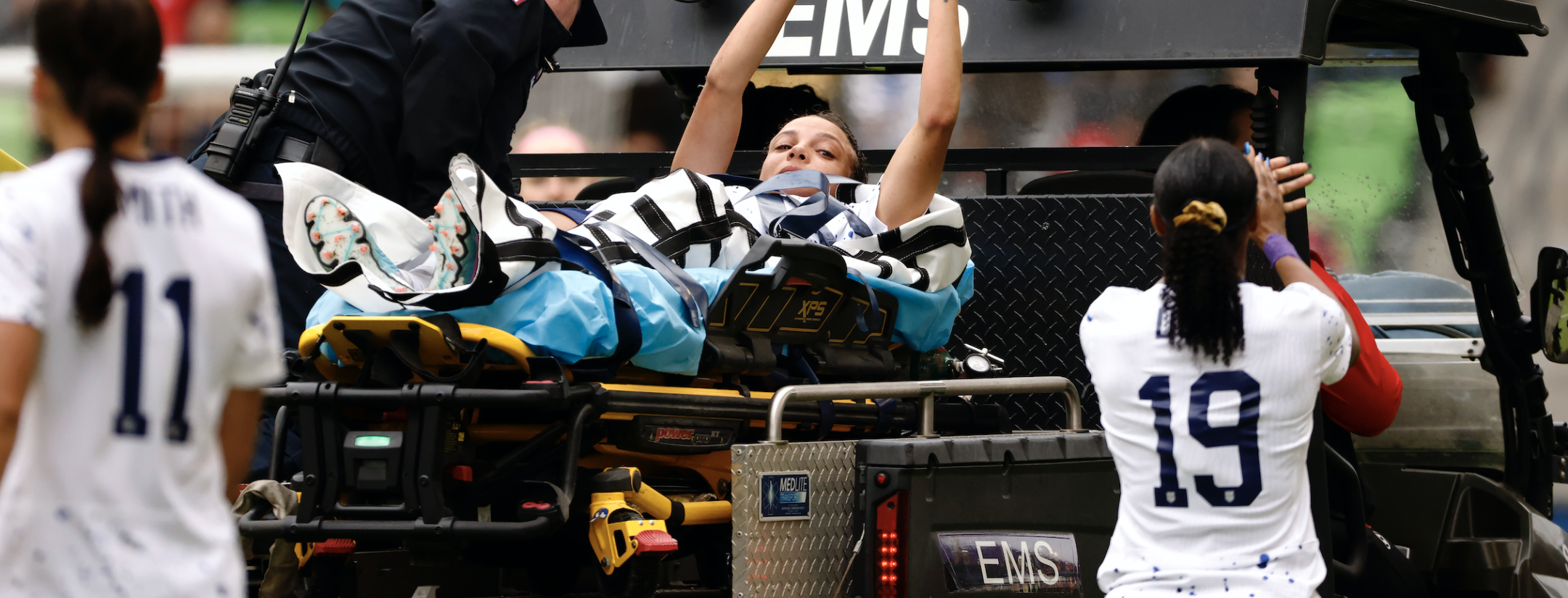 Mal Swanson knee injury