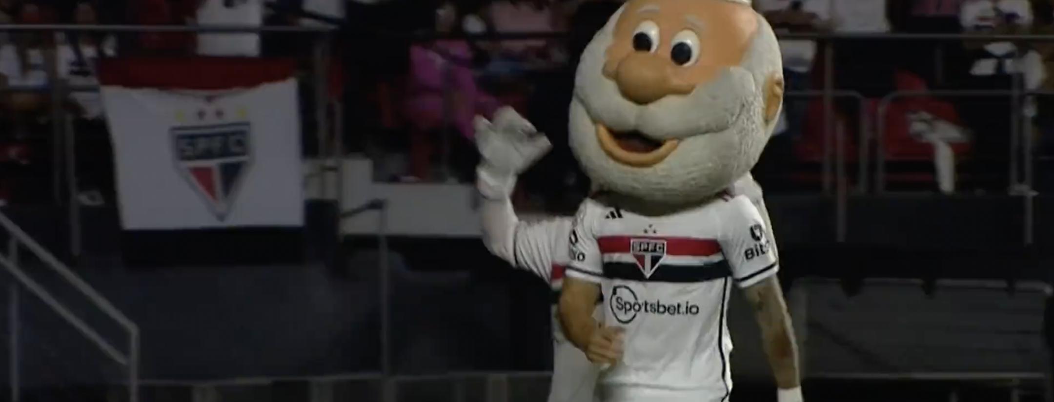 Alexandre Pato mascot celebration