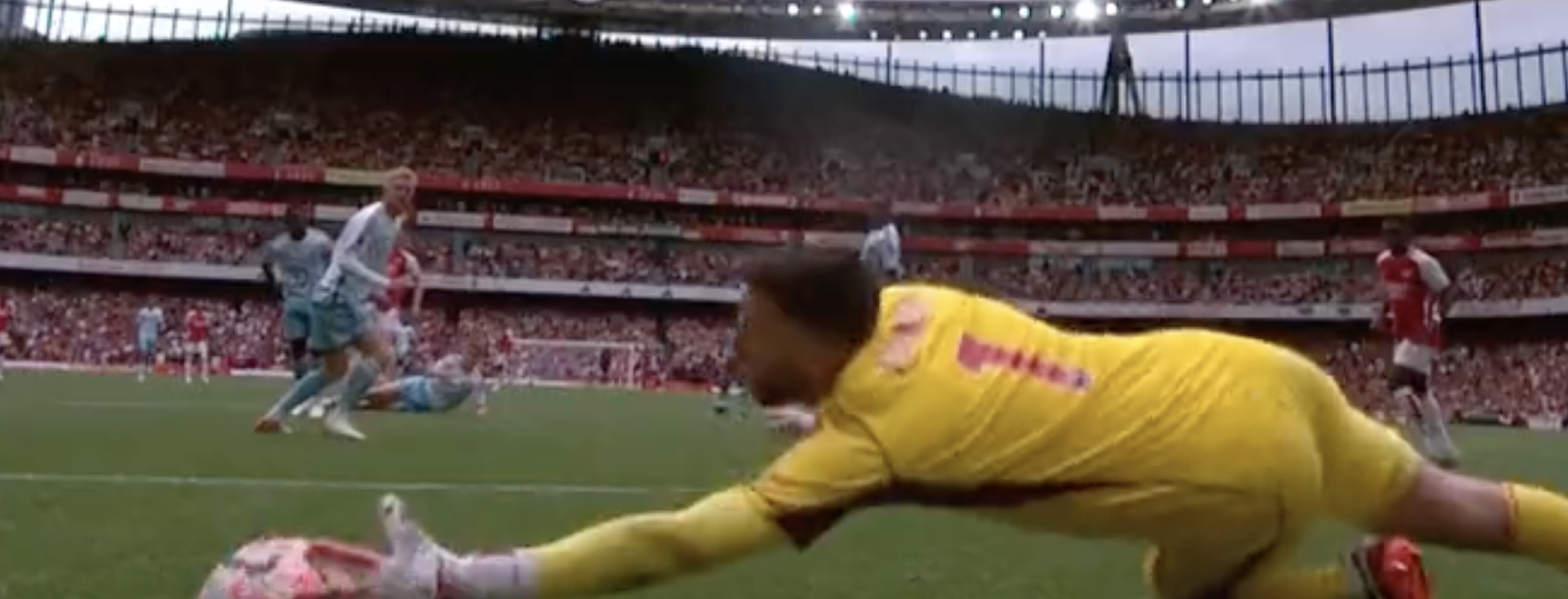 Matt Turner save vs Arsenal