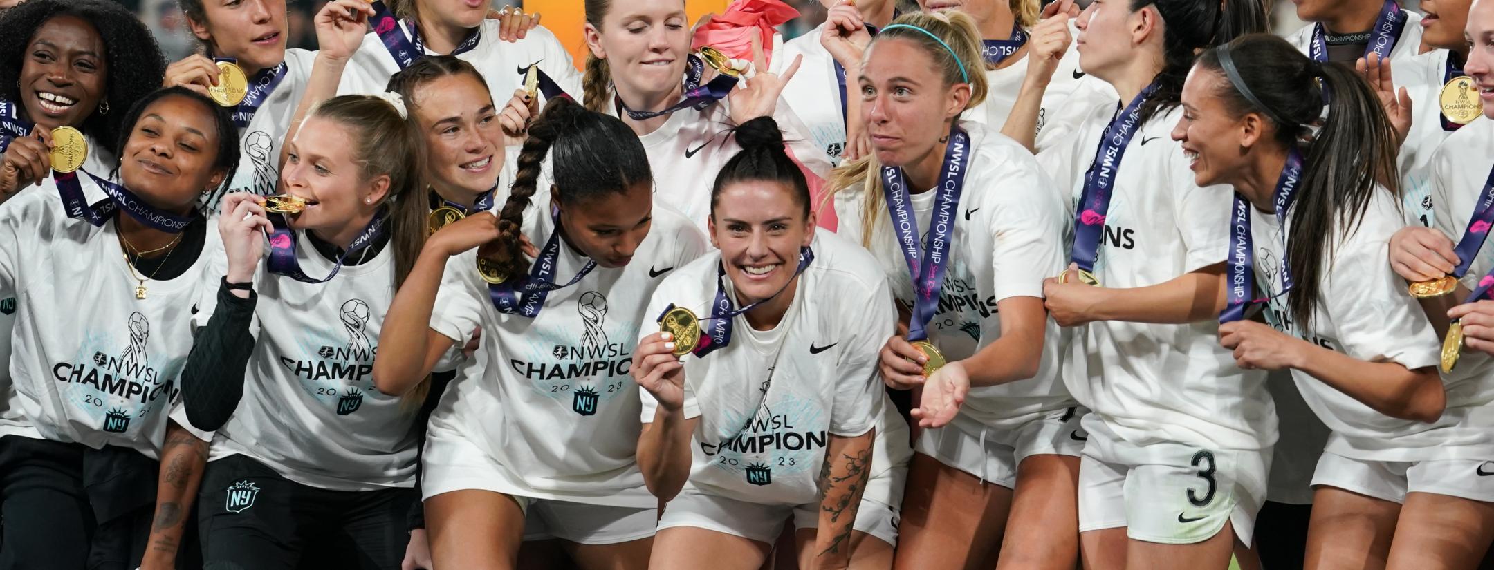 Ali Krieger teammates after divorce story