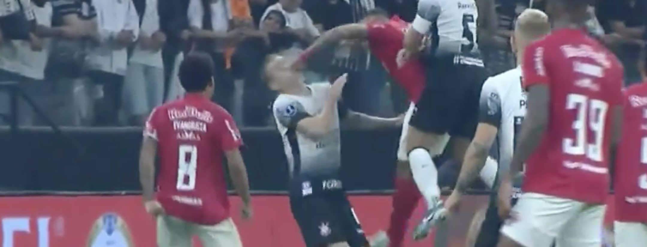 Copa Sudamericana punch