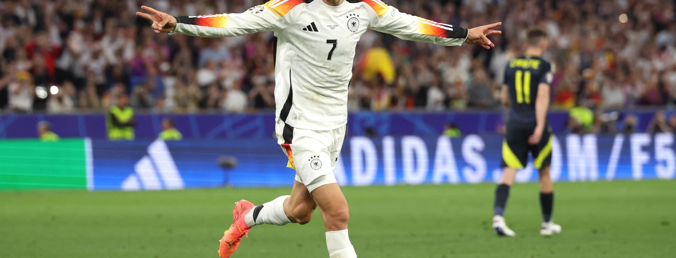 Landon Donovan Euro commentary