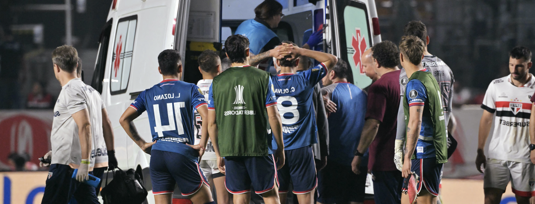 Juan Izquierdo collapses