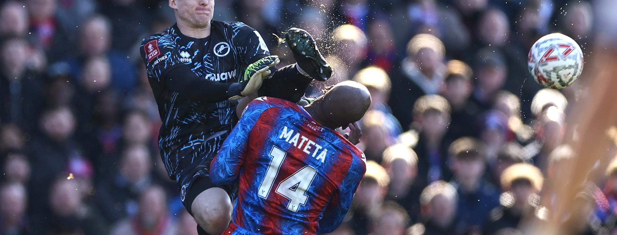 Mateta injury vs Millwall