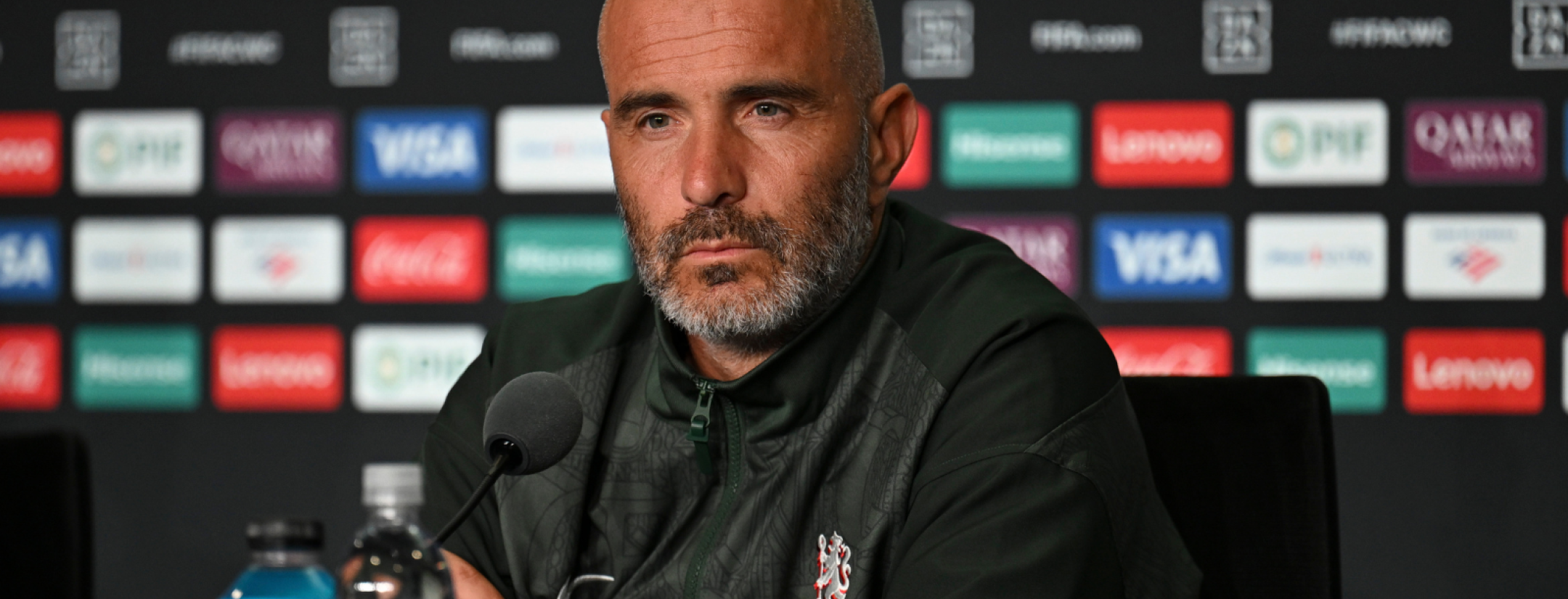 Reporter corrects Enzo Maresca