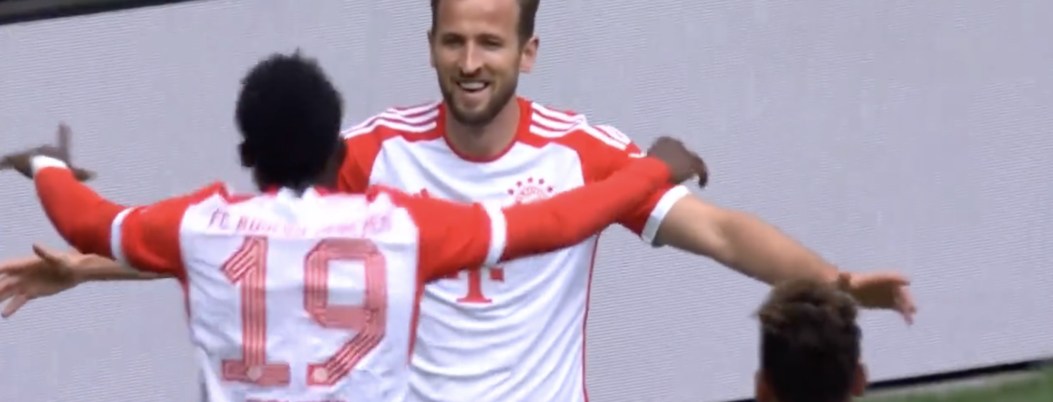 Harry Kane Bayern hat trick