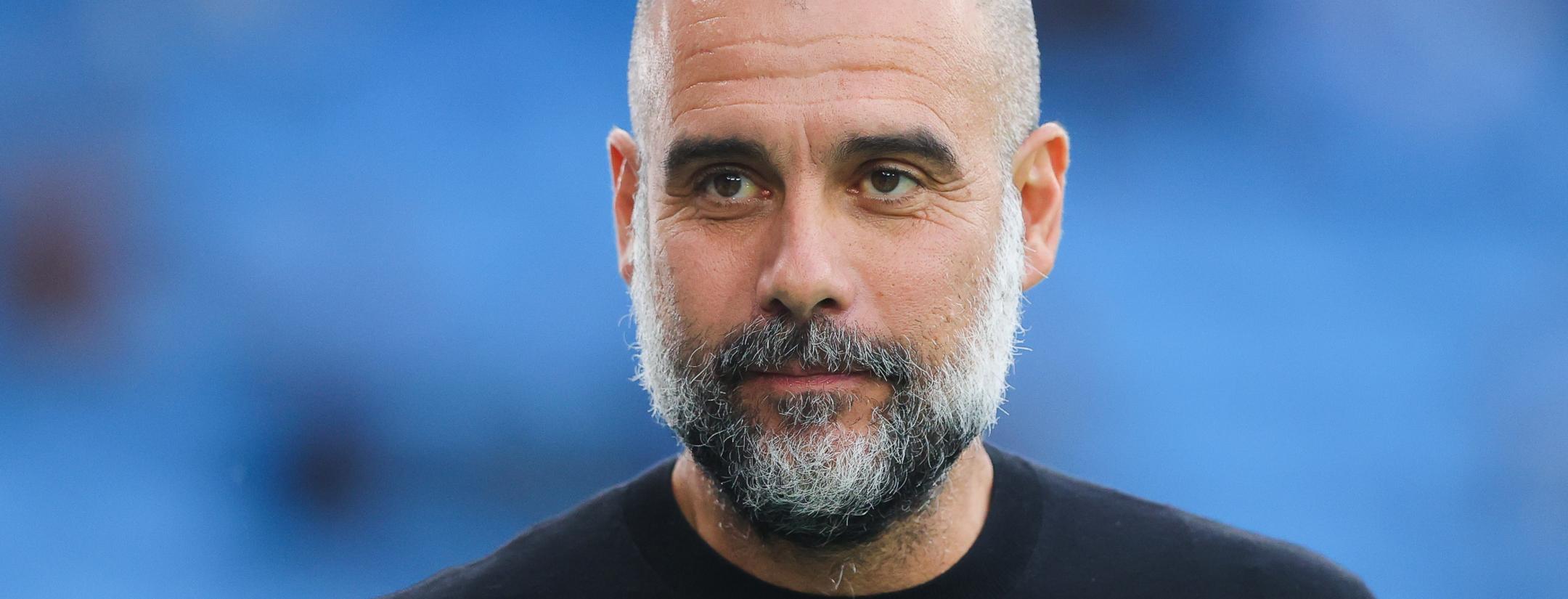 Pep Guardiola laughs at Manchester United question