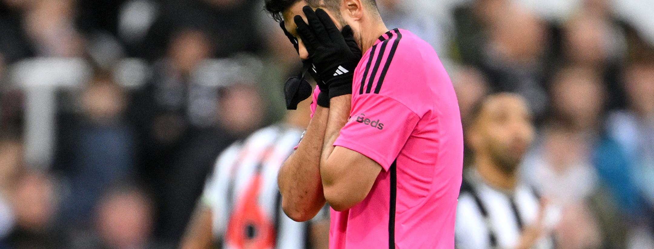 Jimenez red card vs Newcastle