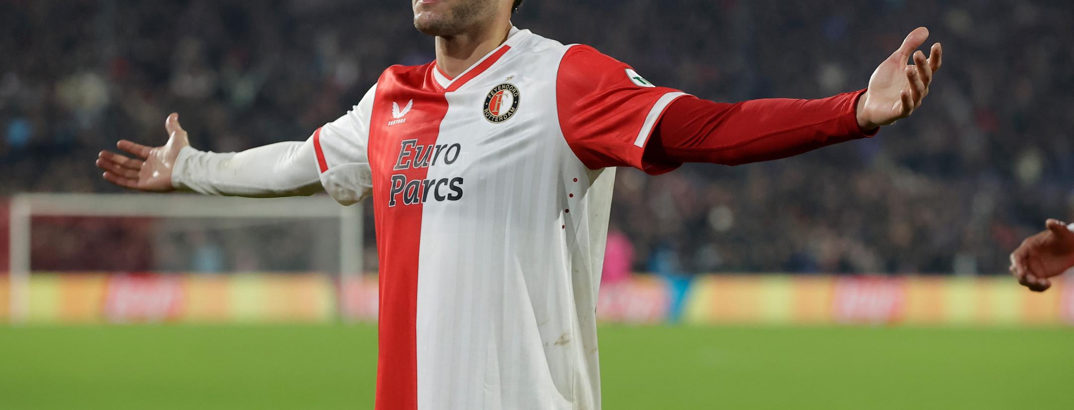 Santi Gimenez Champions League goals