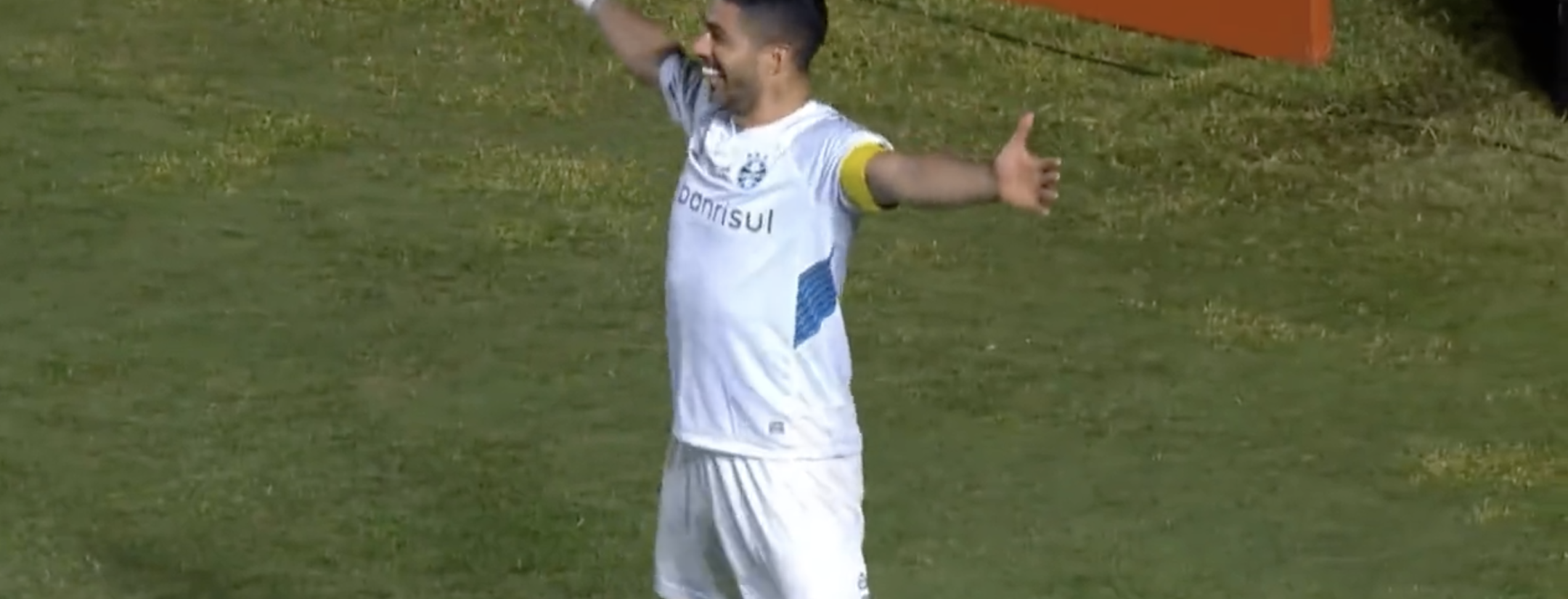 Suarez hat trick vs Botafogo