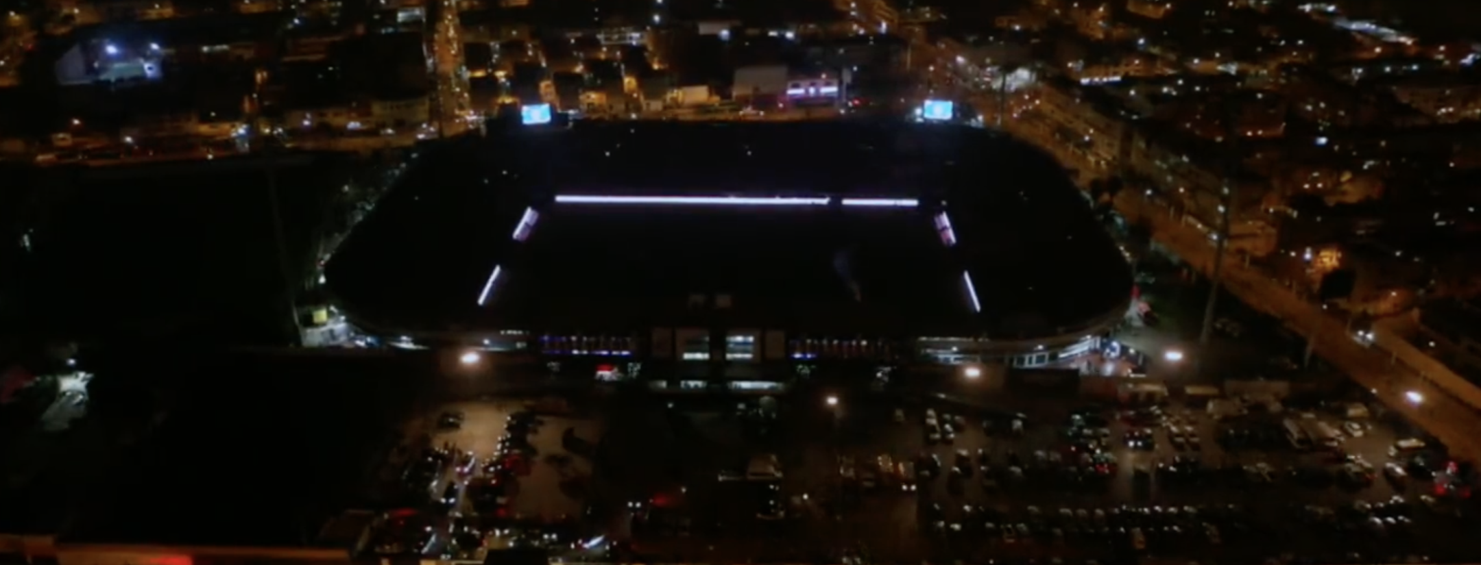 Peru club turns off lights