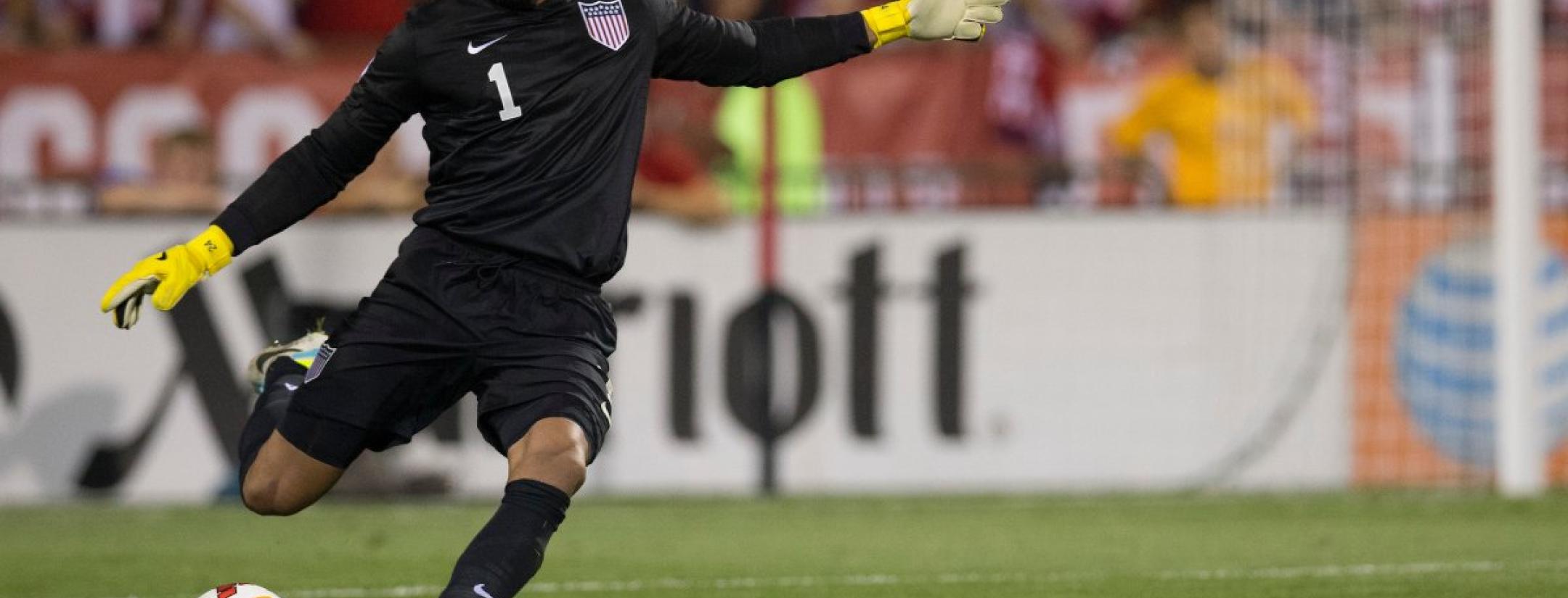 Tim Howard denies Jesus Corona