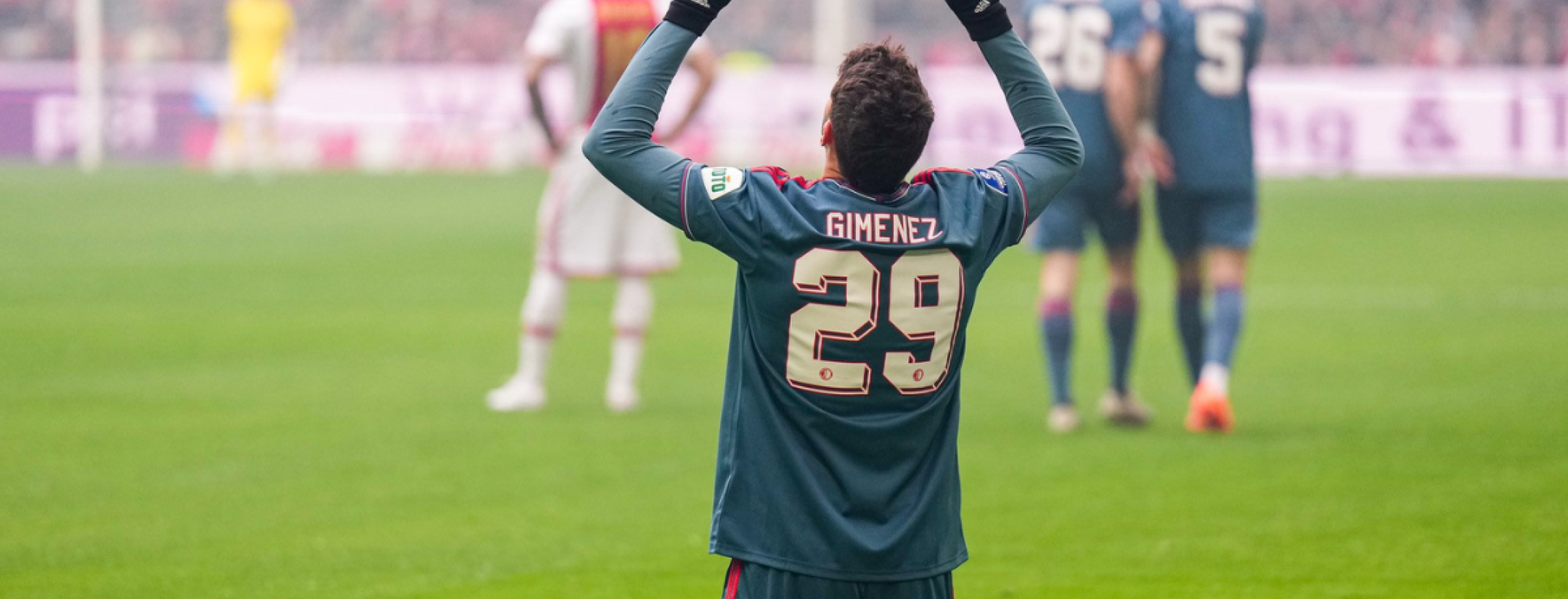 Gol de Santiago Gimenez vs Ajax