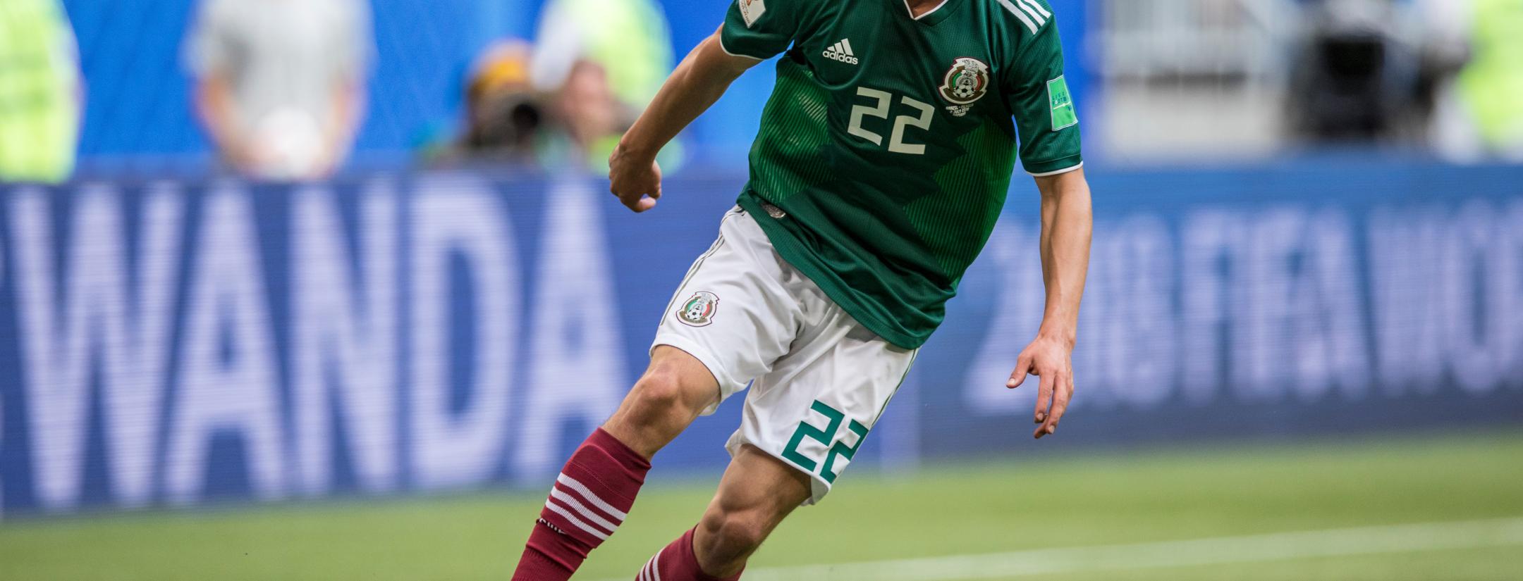 Hirving Lozano Transfer News
