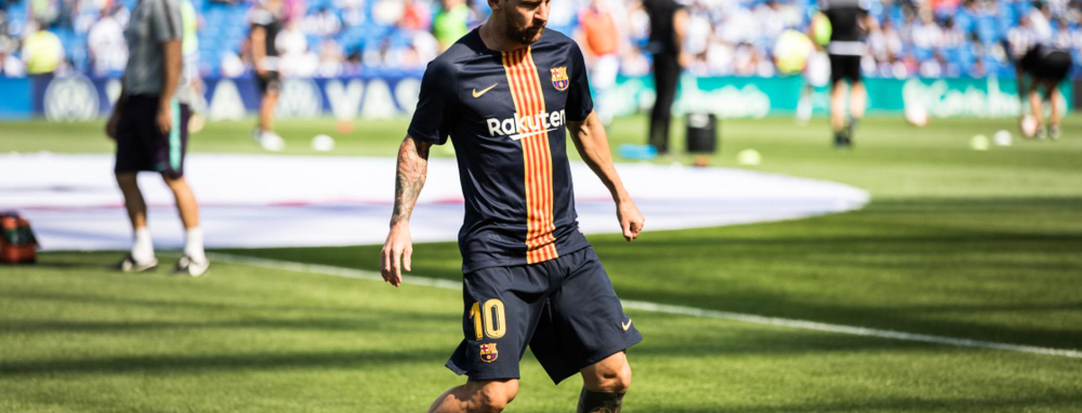 Soccer warm up drills before a game.