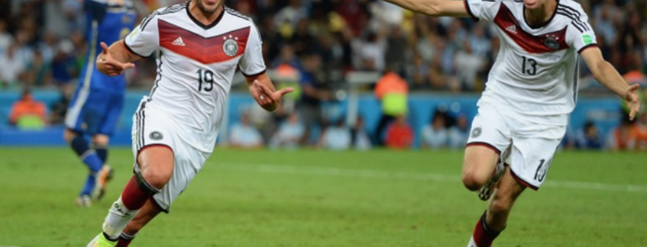 Götze Muller celebration