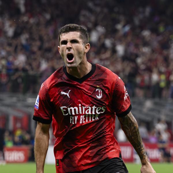 Christian Pulisic celebrates goal with AC Milan