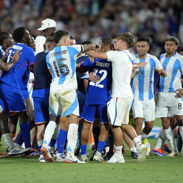 France vs Argentina fight