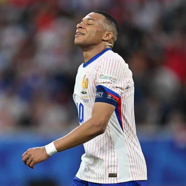 Mbappé hamstring injury