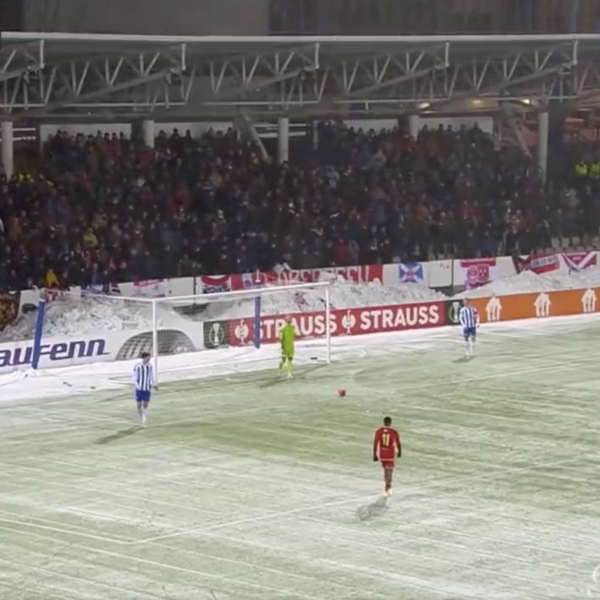 Aberdeen fans throwing snowballs