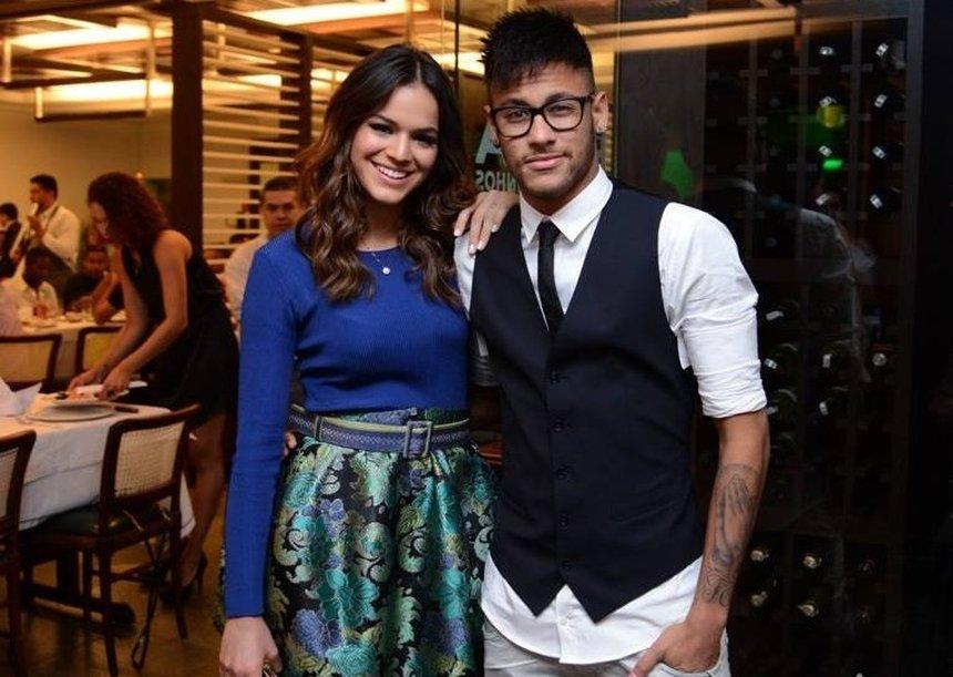 Athletes dating celebrities: Neymar & Bruna Marquezine