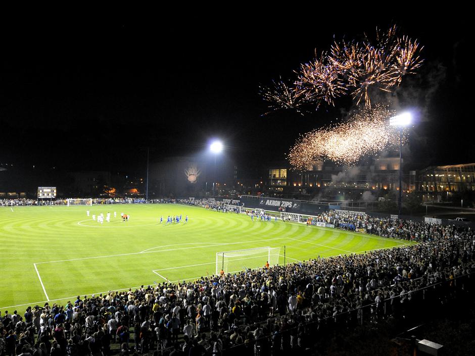 Los 5 mejores estadios de fútbol universitario para jugar