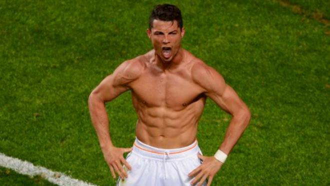 Ponte en forma increíble: Ronaldo muestra sus abdominales en forma de six pack