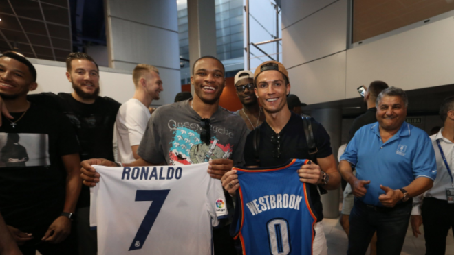 Russel Westbrook (left) with Cristiano Ronaldo (right)