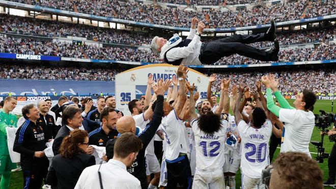 Real Madrid Players Throw Carlo Ancelotti 