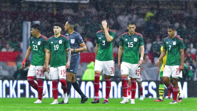 Why do fans boo Mexico national team?