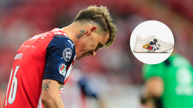 Tenis Mickey Mouse del Chicote Calderón