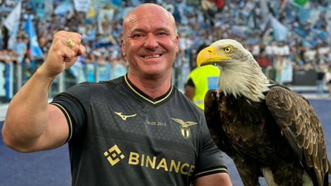 Lazio falconer